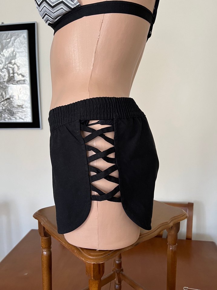 Penti siyah beli lastikli kadın deniz şortu - Görsel 4