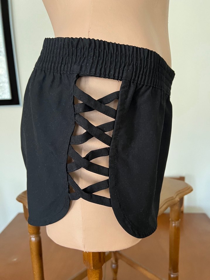 Penti siyah beli lastikli kadın deniz şortu - Görsel 5