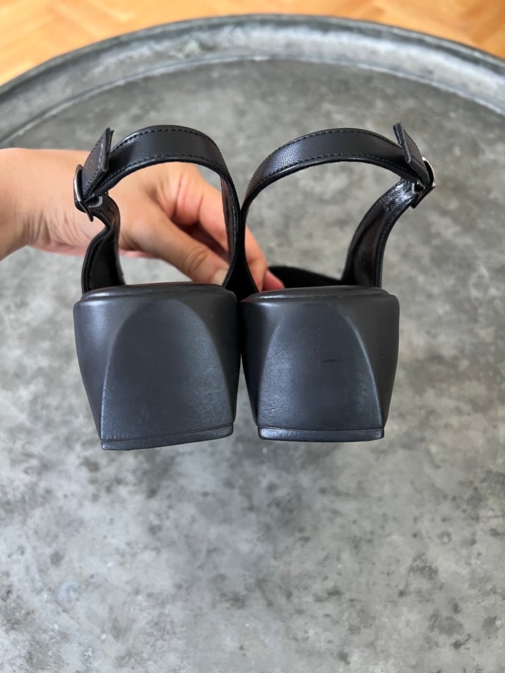 Siyah  Dolgu Topuklu Kadın Sandalet - Görsel 5