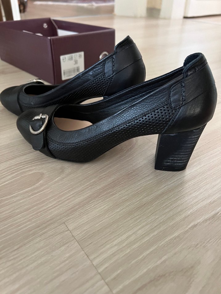 Hotiç Hakiki Deri Topuklu Siyah Ayakkabı - Görsel 2