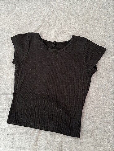 Zara sırtı açık crop