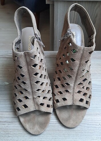 Franco Sarto Süet Topuklu Ayakkabı