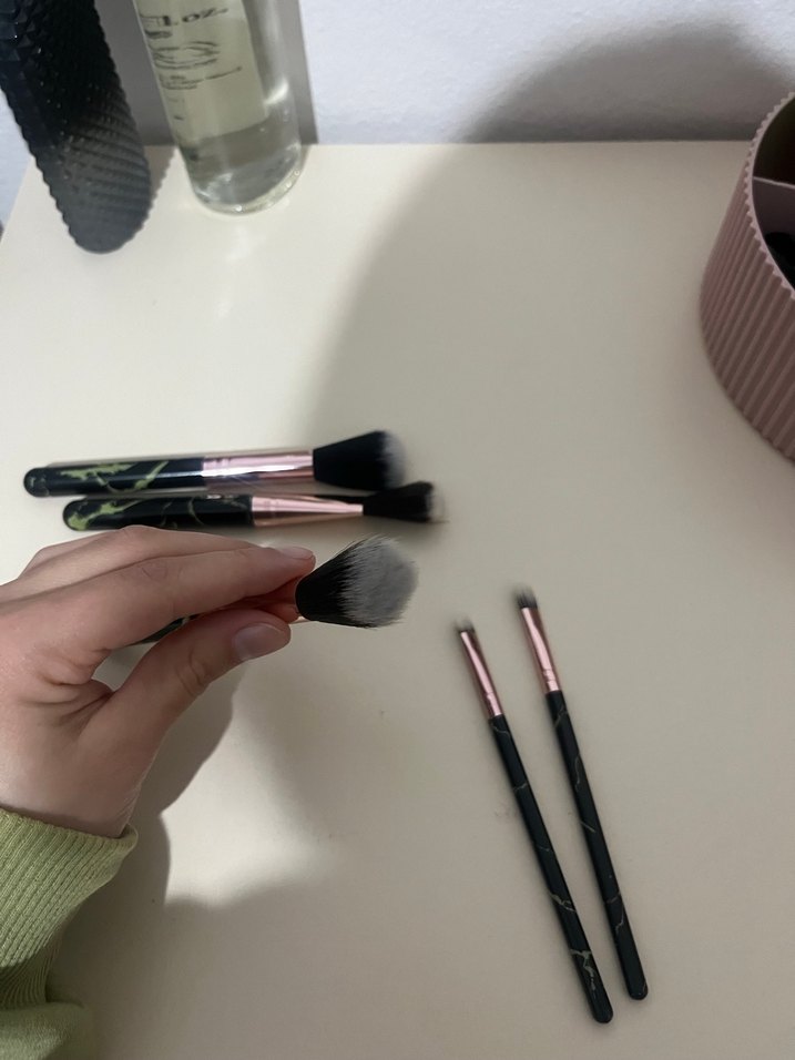 Siyah Mermer Desenli 5 Parça Makyaj Fırçası Seti - Görsel 4