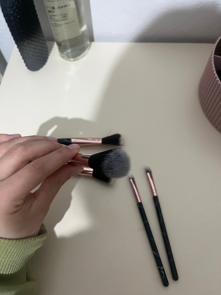 Siyah Mermer Desenli 5 Parça Makyaj Fırçası Seti - Görsel 3