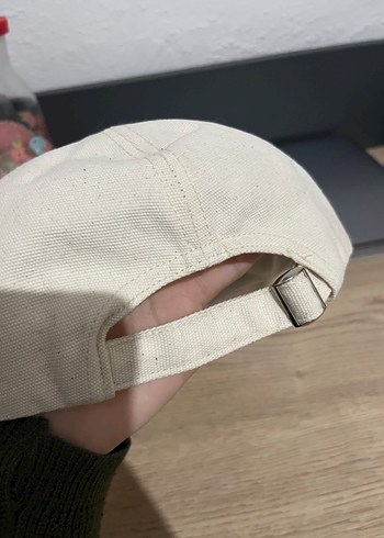 Beyaz Nakışlı Kadın Pamuk Şapka - Görsel 3