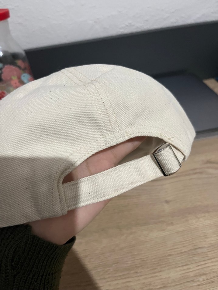 Beyaz Nakışlı Kadın Pamuk Şapka - Görsel 3