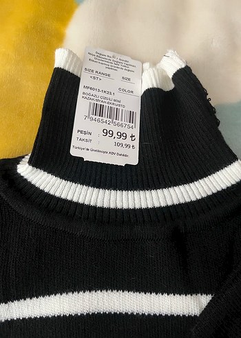 Siyah Beyaz Çizgili Boğazlı Triko Kazak - Görsel 3