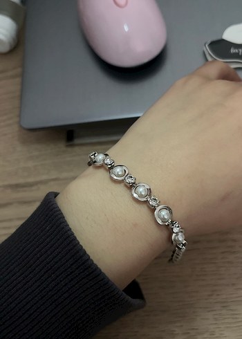 İnci Detaylı Kadın Bileklik - Görsel 2