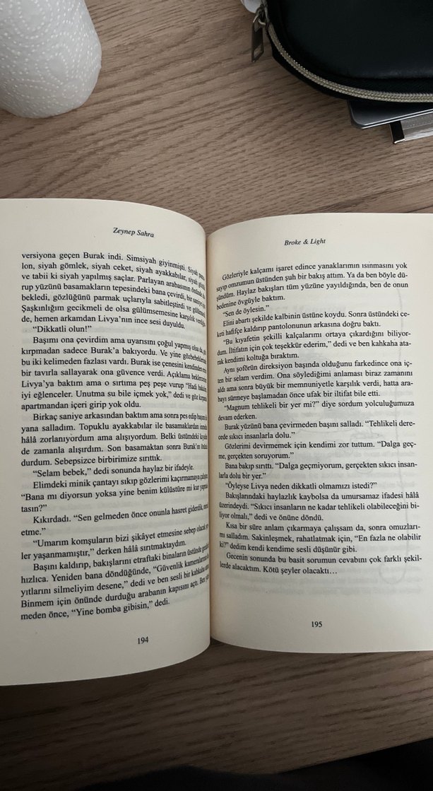 Broke & Light - Zeynep Sahra - Görsel 3