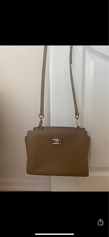  Beden Pierre Cardin camel renk askılı çanta