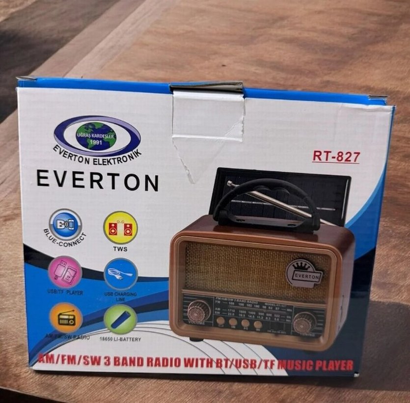 Kahverengi Retro Radyo Müzik Sistemi - Görsel 3