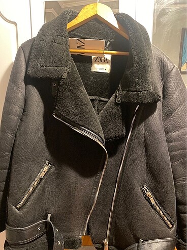Zara astar detaylı kürklü ceket mont
