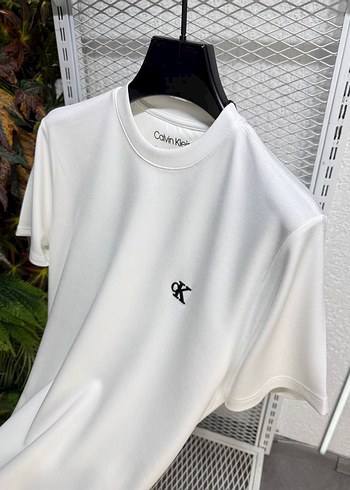 Calvin Klein Beyaz Erkek Tişört - Görsel 3