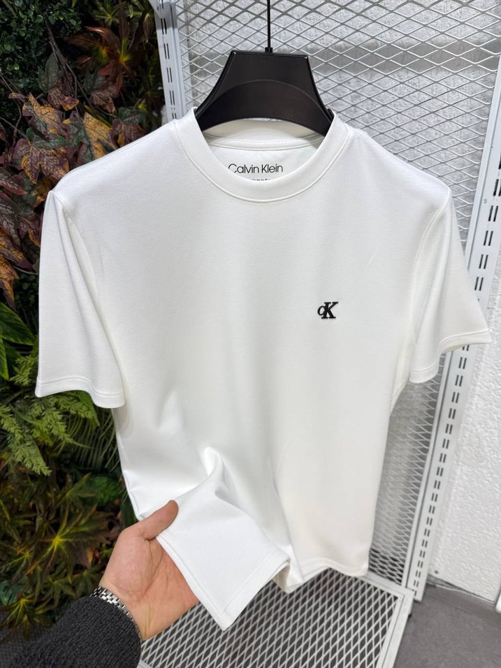 Calvin Klein Beyaz Erkek Tişört - Görsel 2