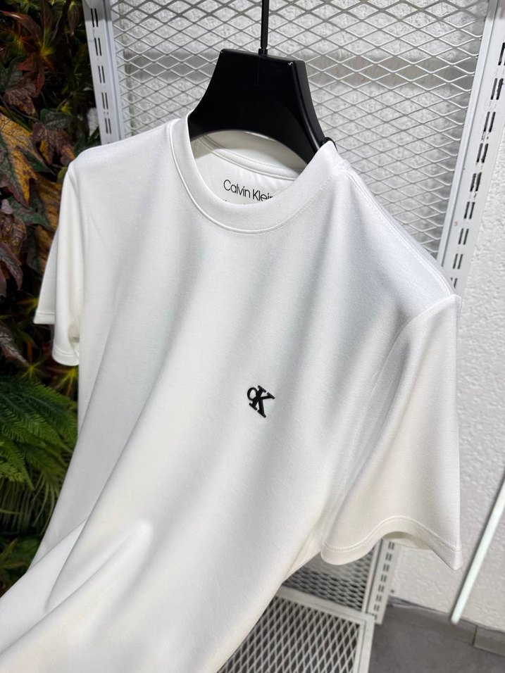 Calvin Klein Beyaz Erkek Tişört - Görsel 3
