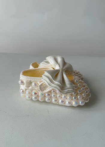 İnci İşlemeli Fiyonk Detaylı Beyaz Kız Bebek Özel Ayakkabı - Görsel 2