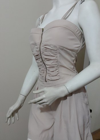 Düz Bej Straplez Kısa Tulum Önü Fermuarlı İp Askılı - Görsel 3