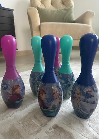 Frozen Temalı Renkli Bowling Seti - Görsel 2