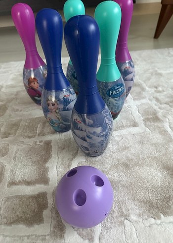 Frozen Temalı Renkli Bowling Seti - Görsel 3