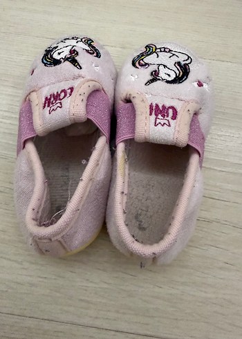 Kız Çocuk Pembe Unicorn Nakışlı Ev Terliği - Görsel 3