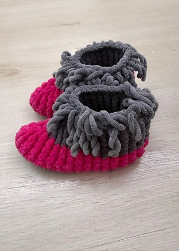 Kız ve Erkek Çocuk Renkli Örgü Sıcak Ev Terliği - Görsel 2