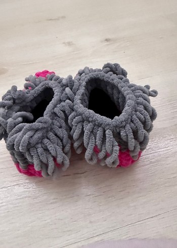 Kız ve Erkek Çocuk Renkli Örgü Sıcak Ev Terliği - Görsel 3