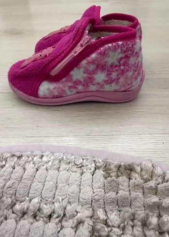 Kız Çocuk Pembe Kürklü Sıcak Ev Terliği - Görsel 2