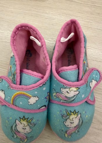 Kız Çocuk Unicorn Desenli Sıcak Ev Terliği - Görsel 2