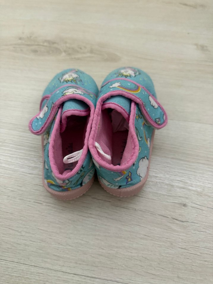 Kız Çocuk Unicorn Desenli Sıcak Ev Terliği - Görsel 3