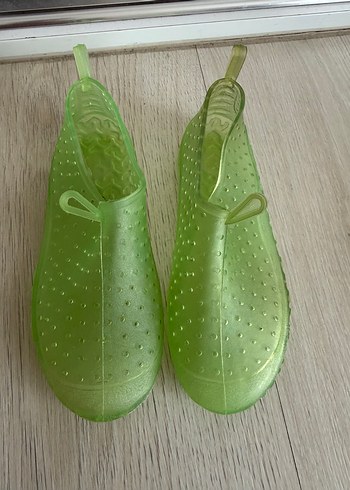 Decathlon Seffaf Yesil Cocuk Su Ayakkabisi Hafif Rahat