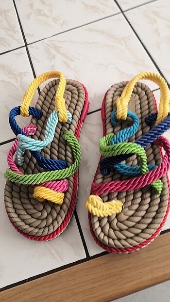 37 Beden çeşitli Renk Bayan sandalet 