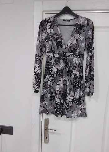 Gri V Yaka Uzun Kollu Midi Elbise - Görsel 2