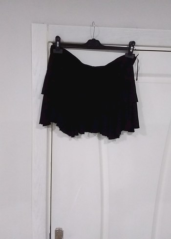 Siyah Fırfırlı Kadın Mini Etek - Görsel 2