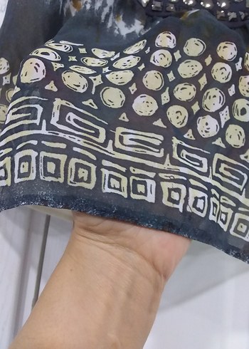 Bohem Gri Batik Desenli Kemerli Mini straplez bluz, adil ışık - Görsel 5