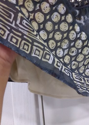 Bohem Gri Batik Desenli Kemerli Mini straplez bluz, adil ışık - Görsel 8