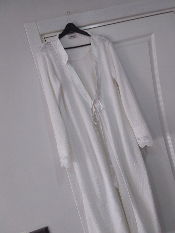 Kadın Beyaz Uzun Kollu Uzun Sabahlık - Görsel 5