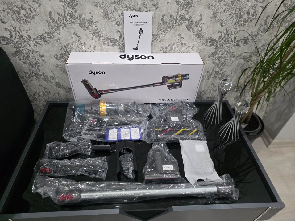 Dyson V15s Detect Absolute Kablosuz Dikey Süpürge - Görsel 3