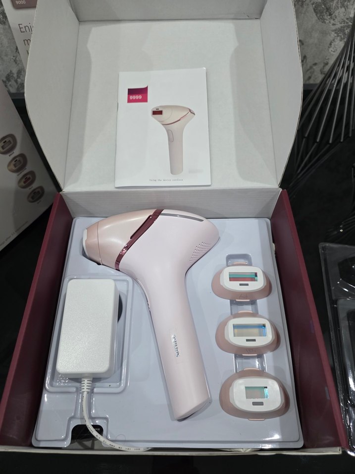 Philips Lumea IPL 9000 Lazer Epilasyon - Görsel 4