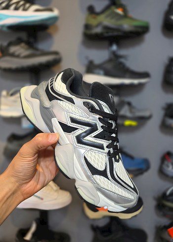New Balance 9060 Beyaz Gri Kadın Spor Ayakkabı