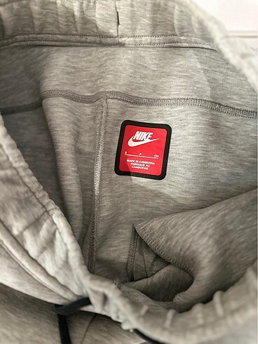 Nike tech gri