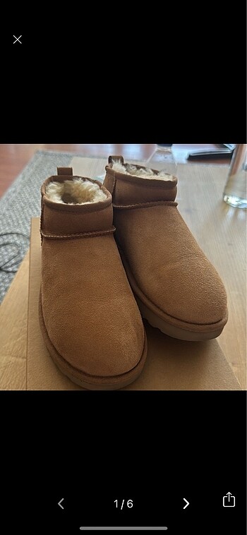 Ugg mini