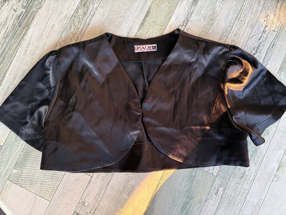 Siyah Bolero - Görsel 2