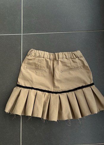 Bej Pileli Mini Şort Etek - Görsel 3