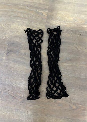 Siyah Dantel Detaylı Gotik Örgü Eldiven - Görsel 4