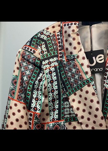 Yeni etiketli bayan ceket - Görsel 4