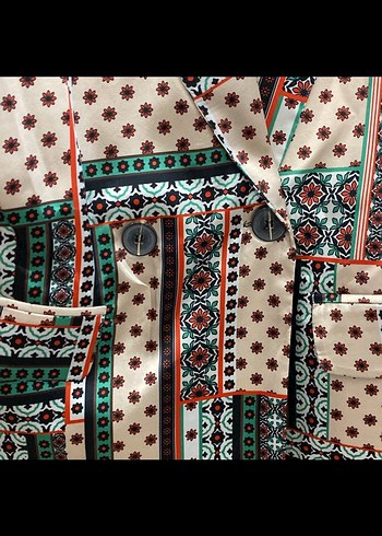 Yeni etiketli bayan ceket - Görsel 5