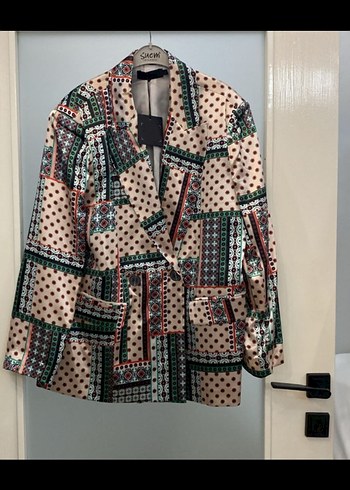 Yeni etiketli bayan ceket - Görsel 2