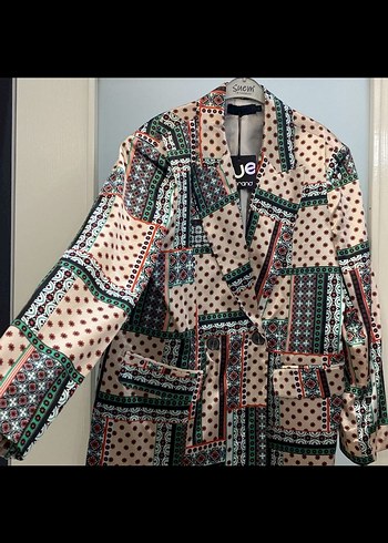 Yeni etiketli bayan ceket - Görsel 6