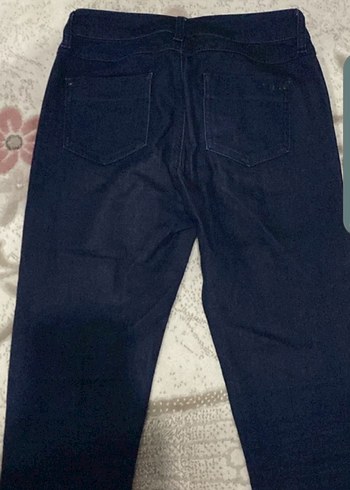 Zincir Detaylı Lacivert Kadın Kot Pantolon - Görsel 8