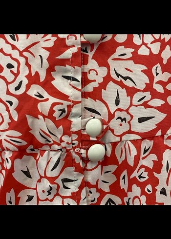 Düğmeli Kırmızı Desenli Uzun Kadın Elbise - Görsel 4